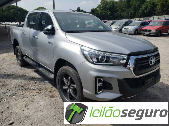 LOTE 003 TOYOTA HILUX CD 2019