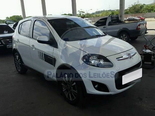 LOTE 037 - FIAT PALIO SPORTING 1.6 16V 2015